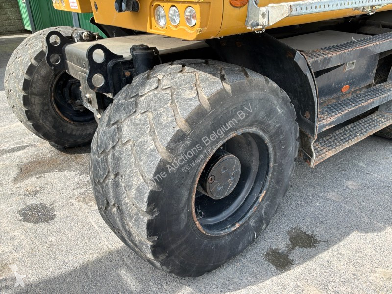 Graafmachine Caterpillar F