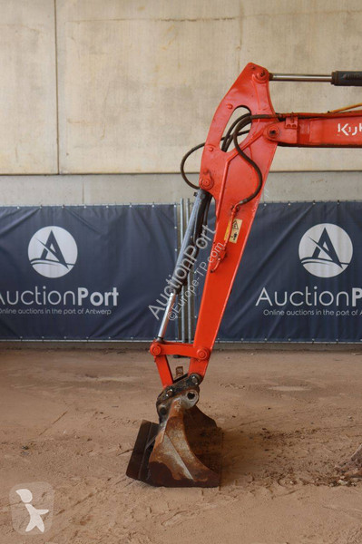 Excavadora Kubota KX165-5