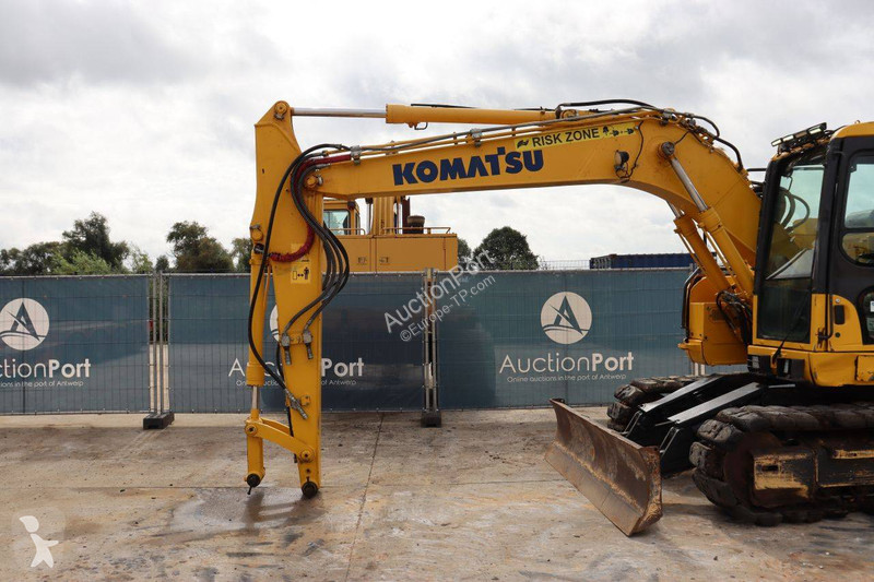 Excavadora Komatsu PC138US-11