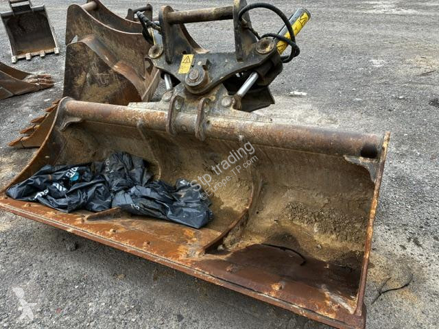Pelle Volvo 235EL