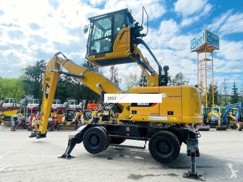 Skovel Caterpillar MH3022