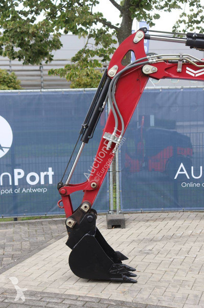 Skovel Yanmar ViO27-6