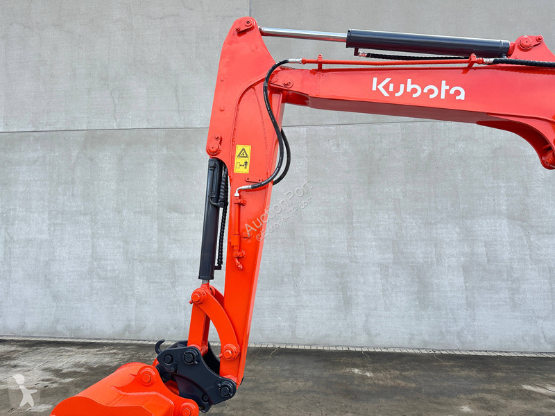 Skovel Kubota SZ