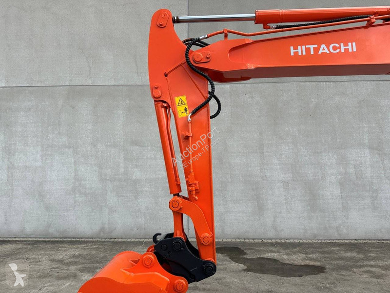 Skovel Hitachi