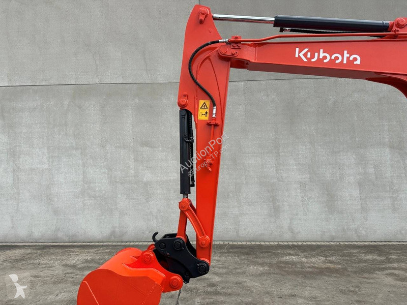 Skovel Kubota SZ
