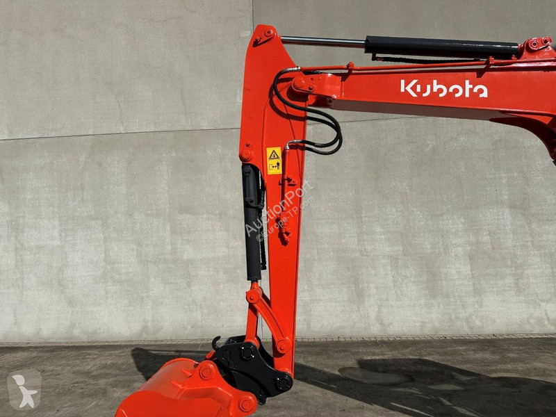 Skovel Kubota SZ