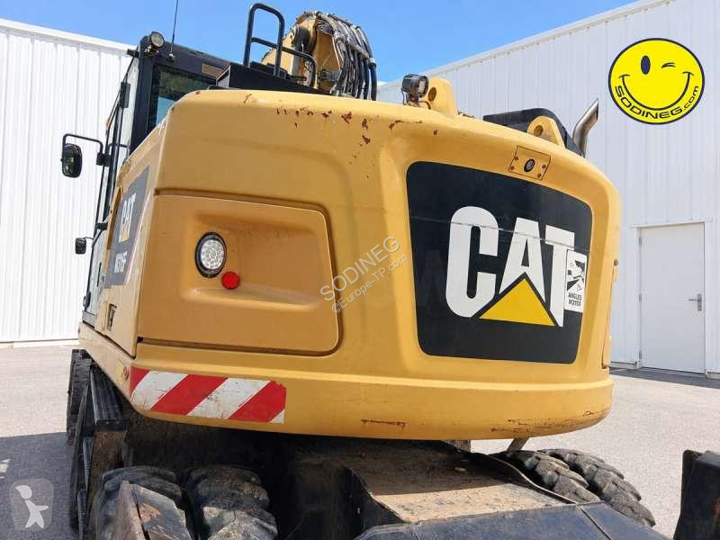 Excavadora Caterpillar F