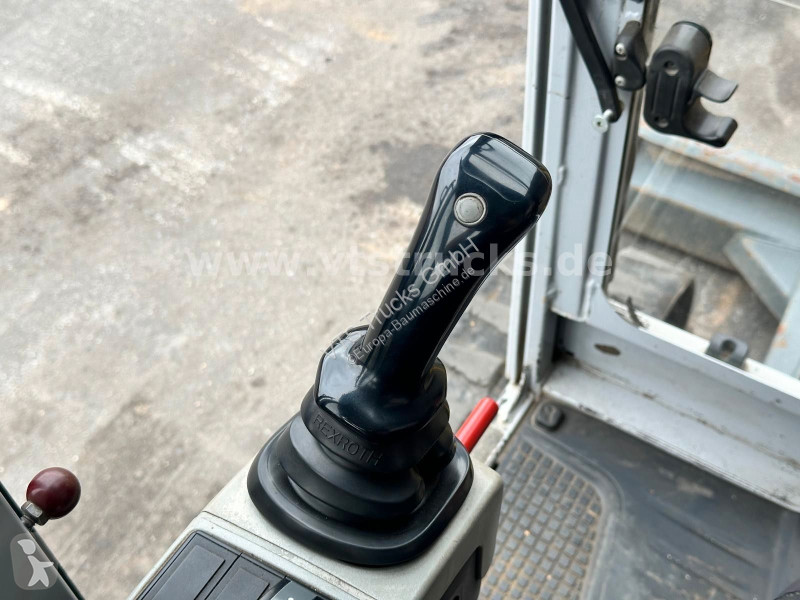 Excavator Wacker Neuson Wechsler + 2 Löffel/18...
