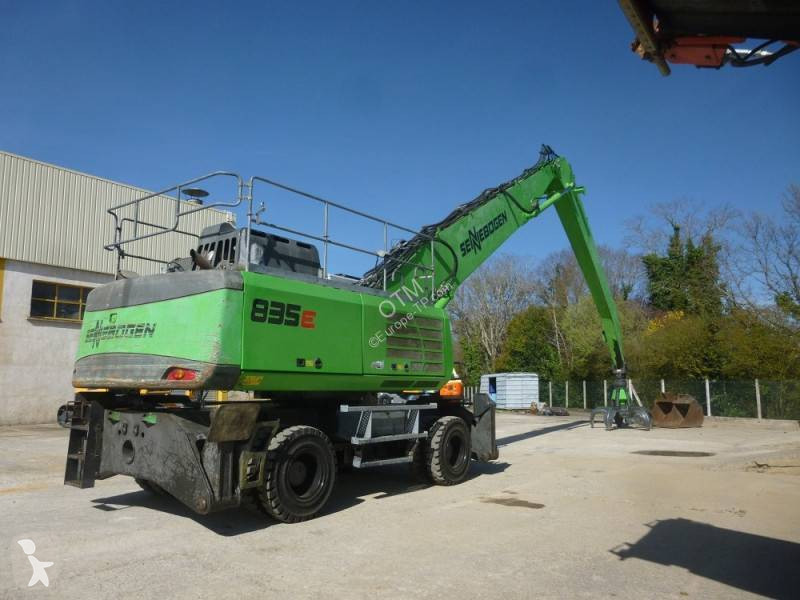 Excavadora Sennebogen 835 E