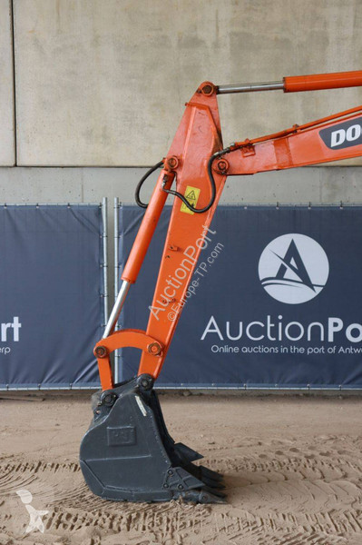 Pelle Doosan DH55