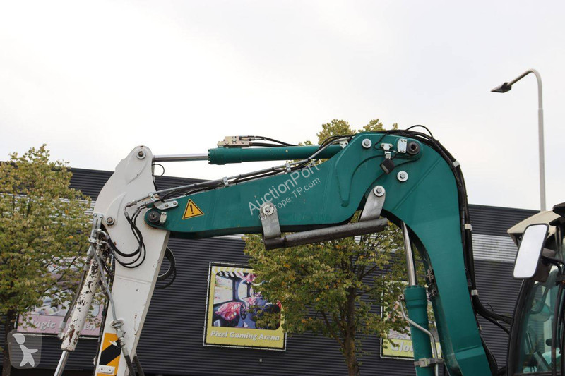 Pelle Liebherr Compact