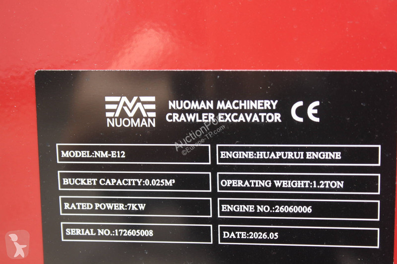 Pelle Nuoman NM-E12