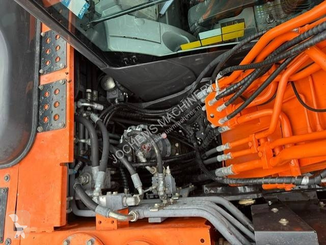 Pelle Hitachi 140 W-5