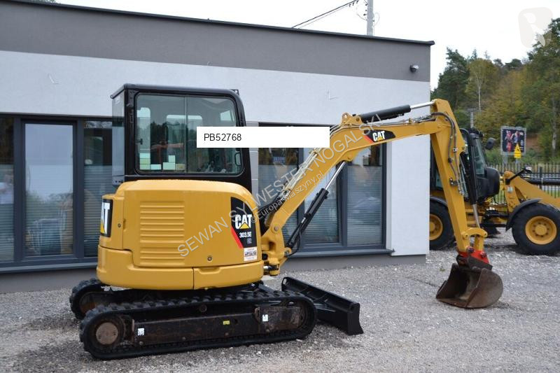 Багер Caterpillar