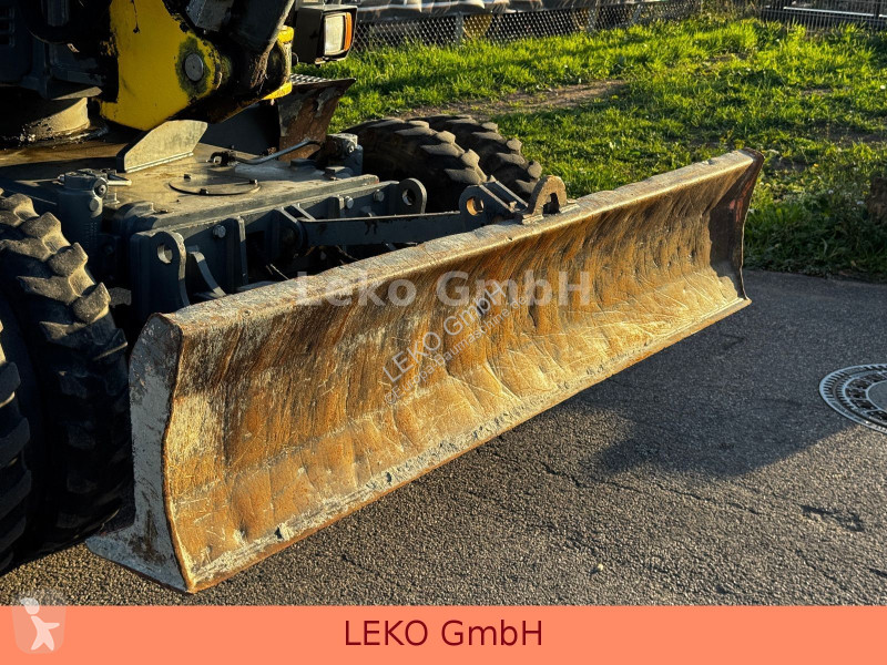 Pelle Wacker Neuson Neuson EW100 Mit Drei Löfffeln