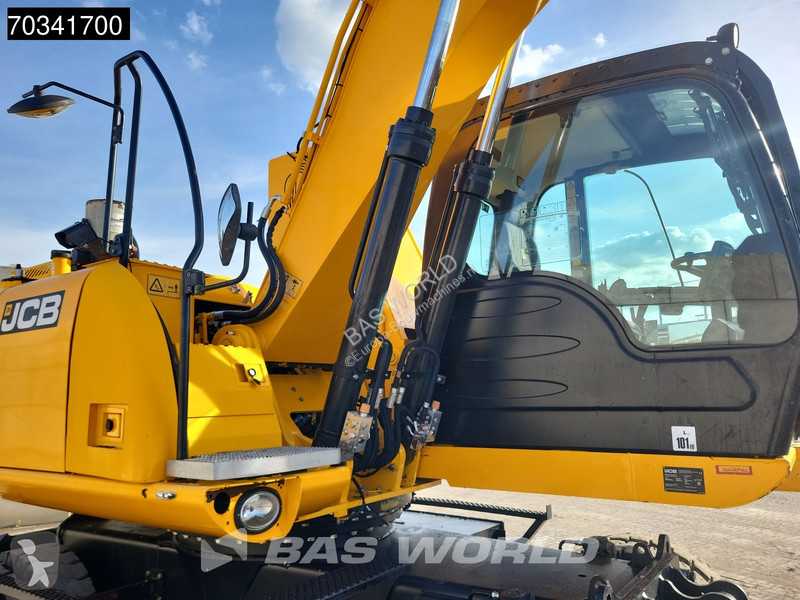 Pelle JCB JS175 Lift Cabin