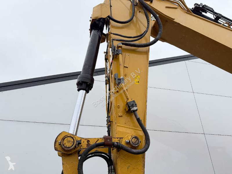 Excavator Caterpillar FLN - German / OilQuick /...