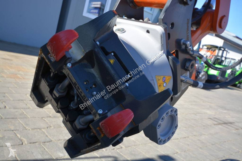 Багер Hitachi ZX 65 USB-6 MTC