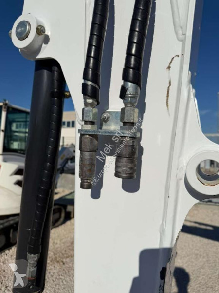 جرافة Bobcat z