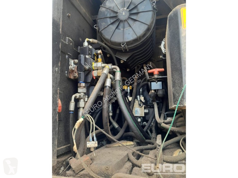 جرافة Hidromek HMK200W-4MH