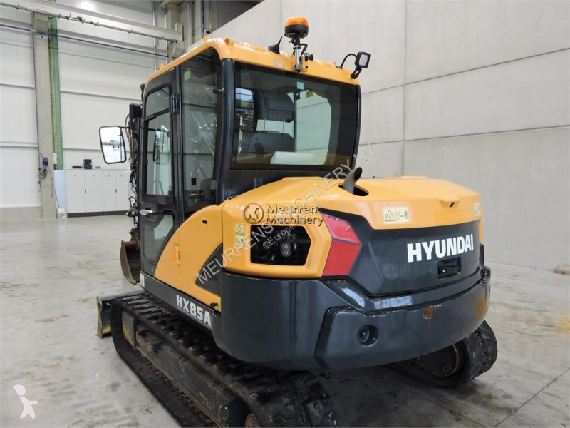 جرافة Hyundai