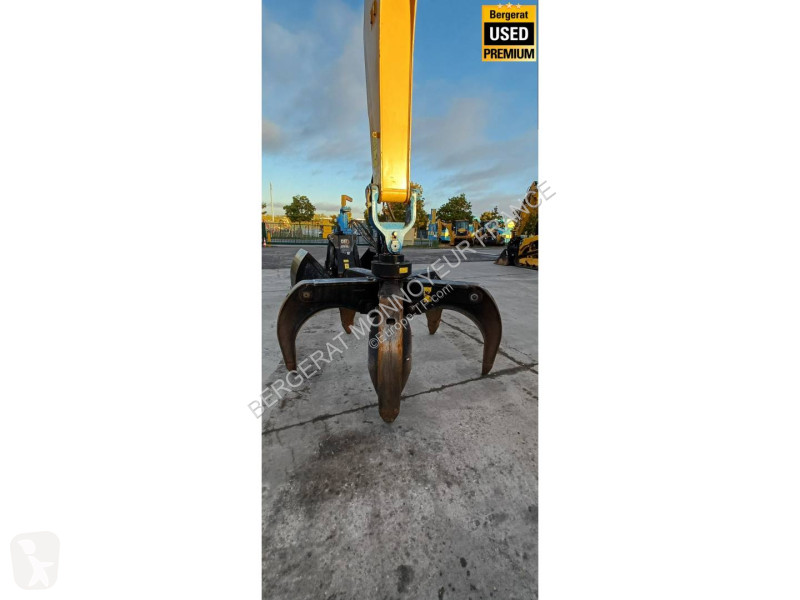 Excavator Caterpillar MH3024