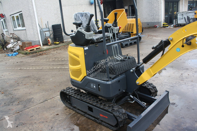 Багер  SV20R