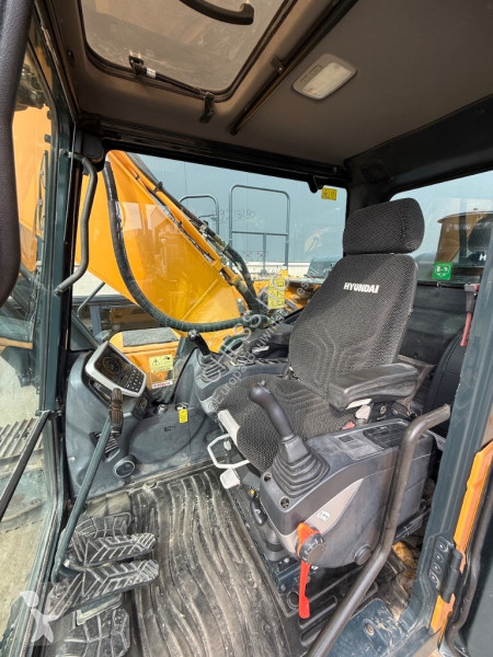 جرافة Hyundai 260 NL - 260 L - 220 L -  L