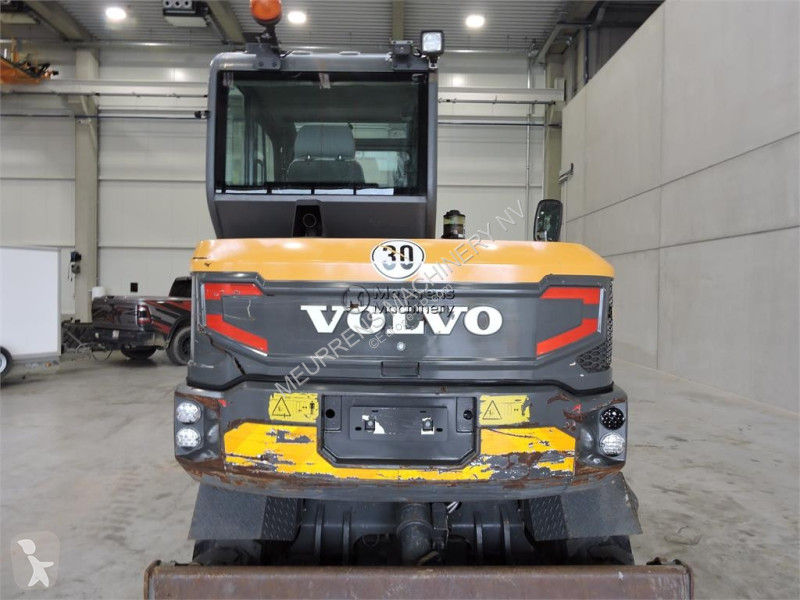 Escavadora Volvo EW60E