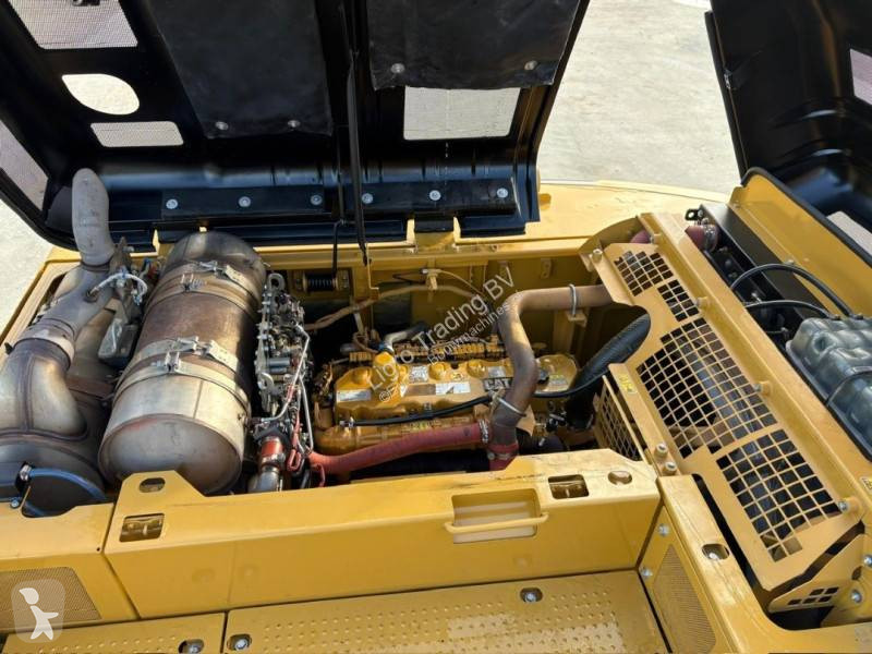 Escavadora Caterpillar 336F Long Reach