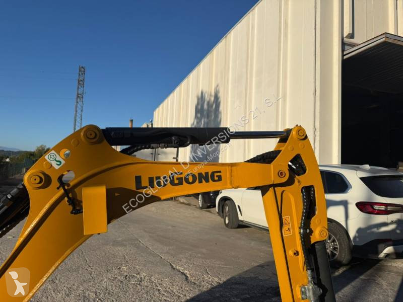 Escavadora LiuGong 9017FZTS
