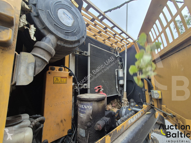 Escavadora Volvo