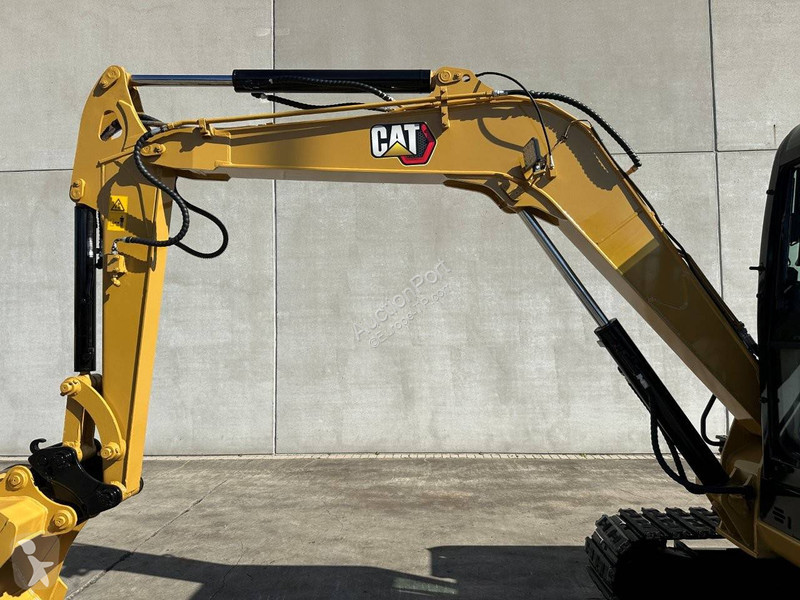 Escavadora Caterpillar
