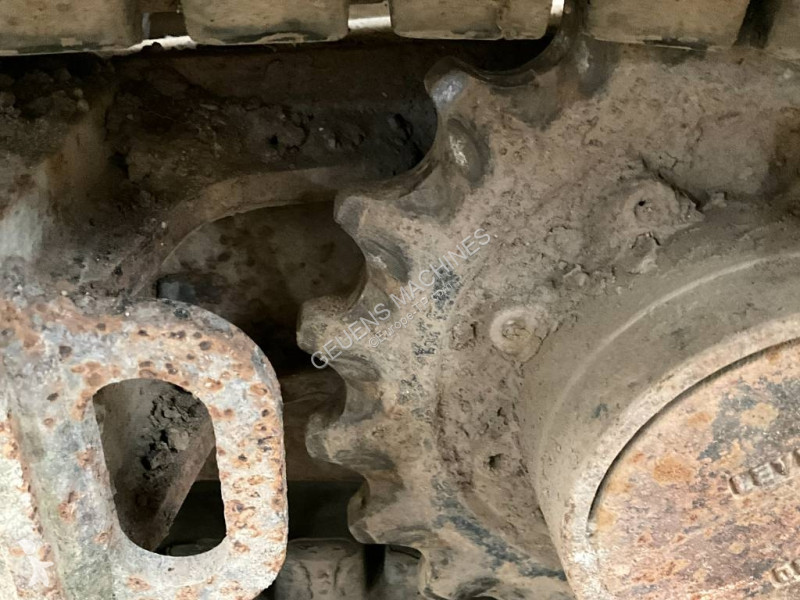 Escavadora JCB