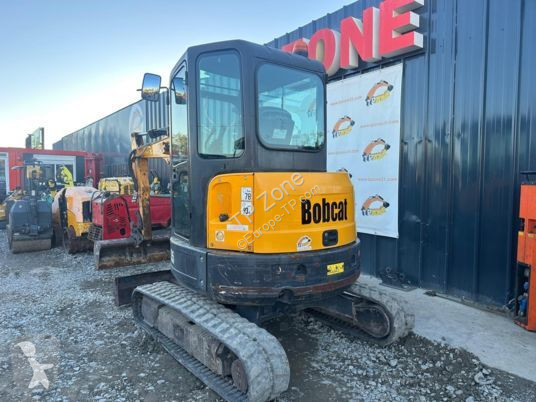 Escavadora Bobcat