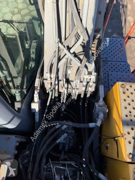 Excavadora Volvo EC 200 EL