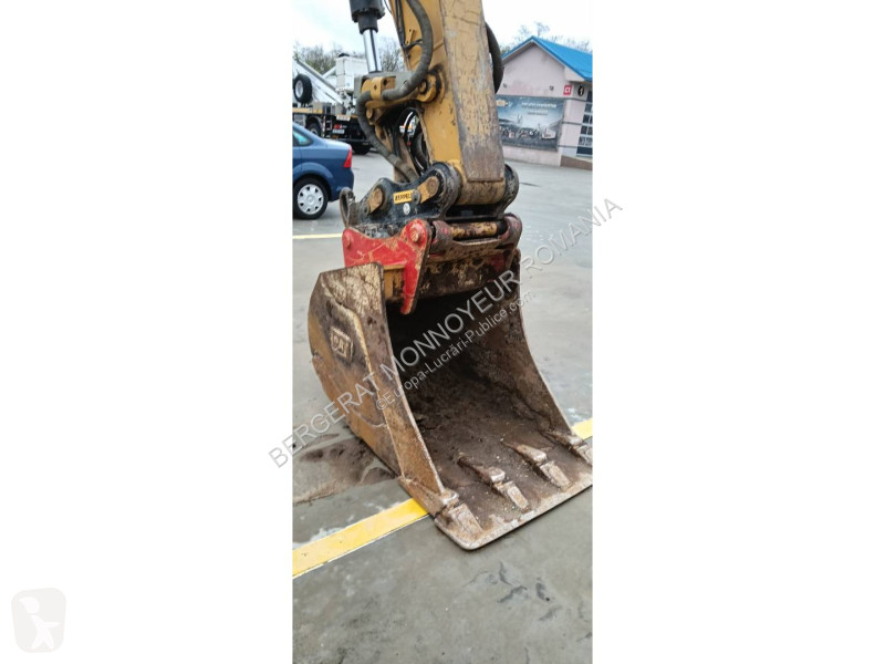 Escavadora Caterpillar M318F