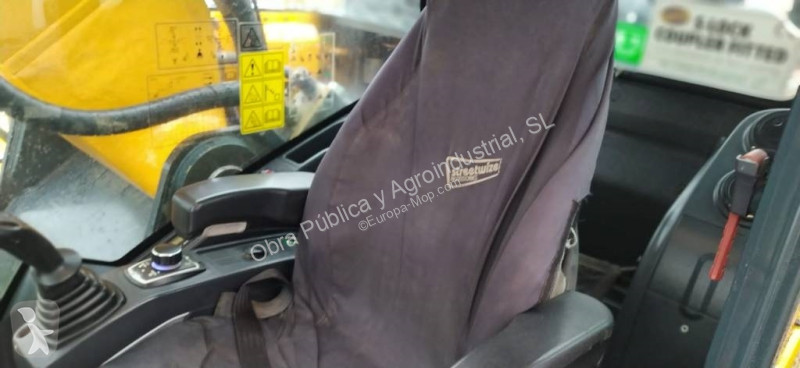 Lopatový nakládač Hyundai HX 300 L