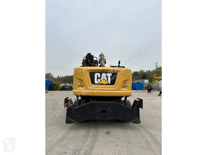 Excavator Caterpillar MH3022