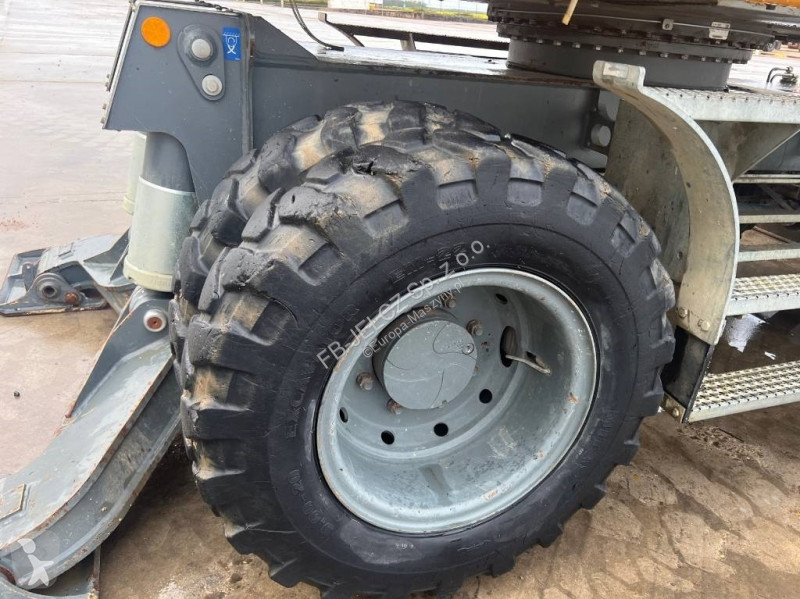 Escavadora Liebherr compact