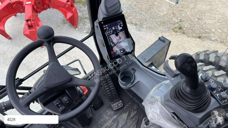 Escavatore Hitachi ZX175W-7