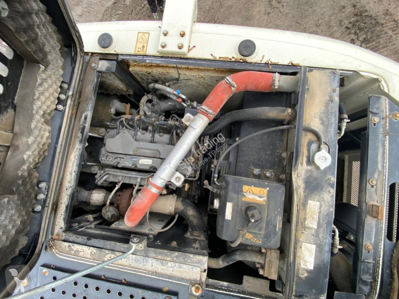 Escavadora Hidromek 140W-3B