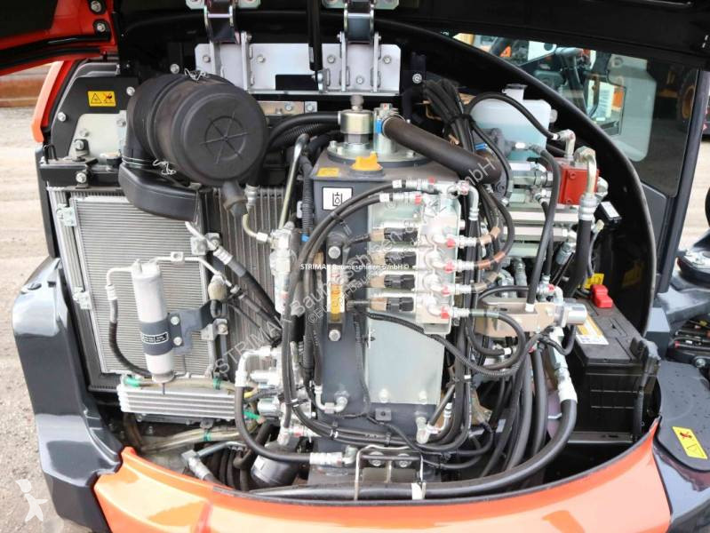 جرافة Kubota KX 060-5