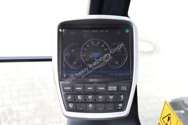 Escavadora Hyundai HX210AL