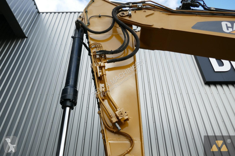 Excavator Caterpillar FL
