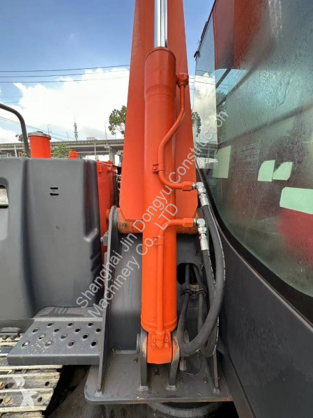 Escavadora Hitachi