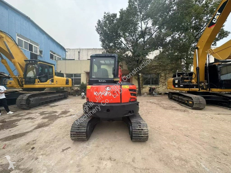 Escavadora Kubota KX163