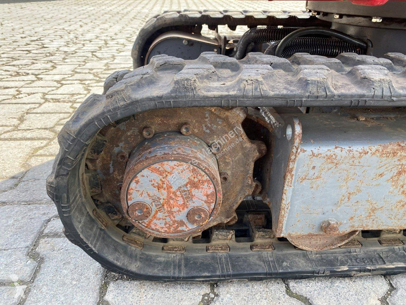 Escavadora Takeuchi TB210R NVT