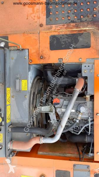 Escavadora Hitachi ZX210LC-3