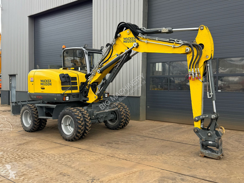 Escavadora Wacker Neuson EW100 E06-03
